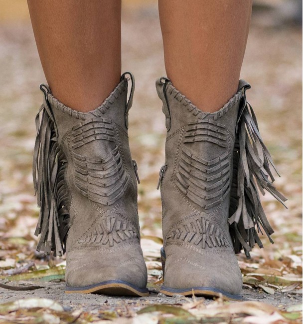 Botas texanas marrons para mulher com franjas e bordados Botas texanas marrons para mulher com franjas e bordados