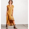 vestido hippie con manga corta y bordados en color amarillo mostaza