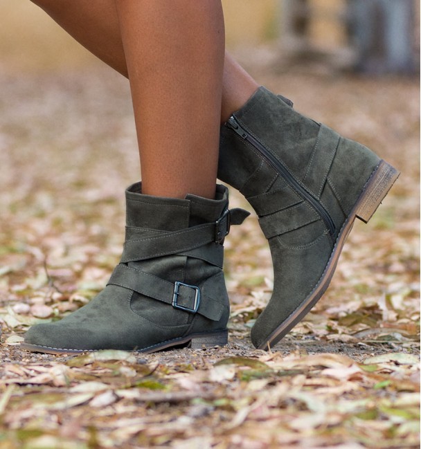 low boots with buckles and straps low boots with buckles and straps