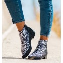 botines animal print cebrra con tacón negro