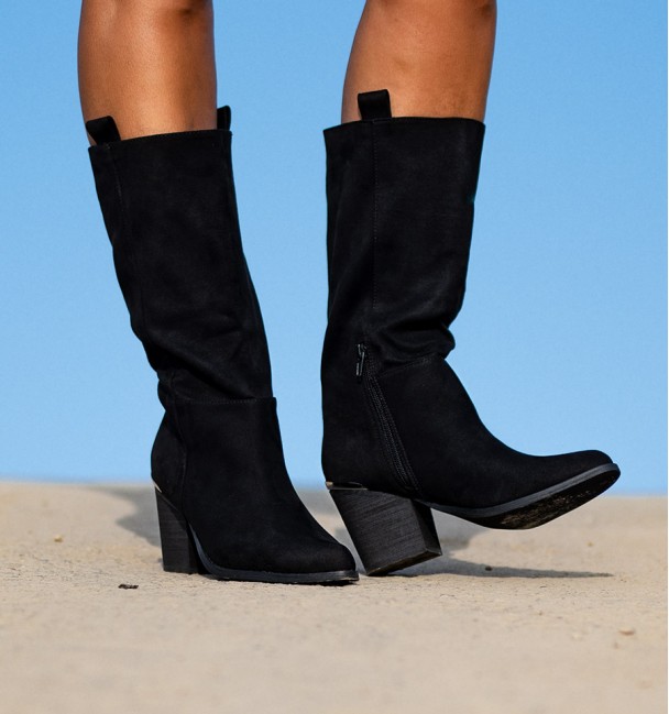 black cowboy boot Luse