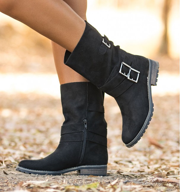 bota feminina com fivelas e cor preta james bota feminina com fivelas e cor preta james