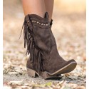 Botas de cowboy marrom com franjas e tachas
