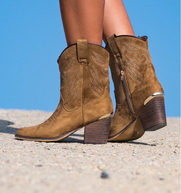 Heel boots Moon Camel