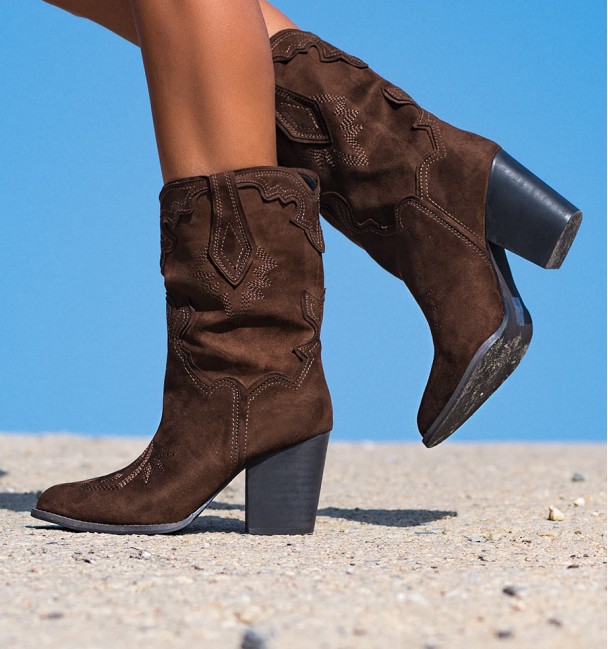 Boots Lucky Coffee