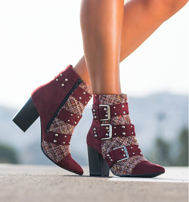Burgundy high red boot with heel and studs francesca