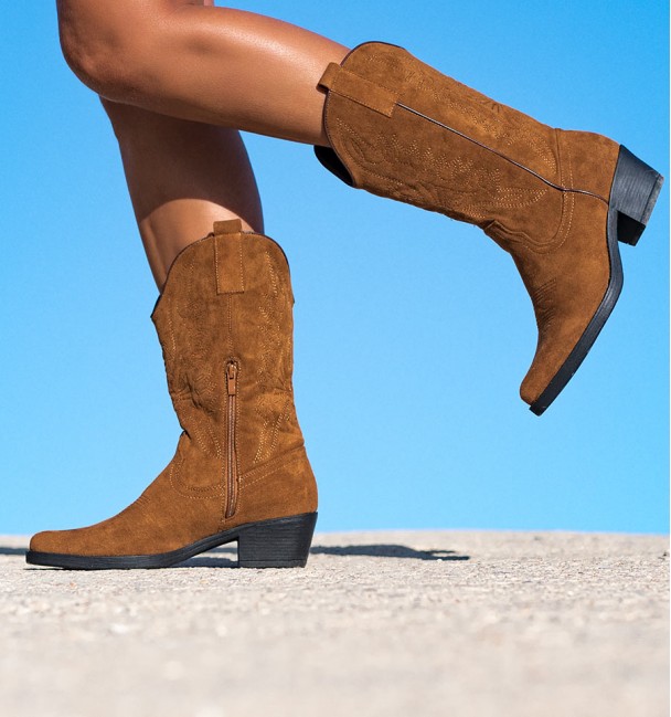 Botas Bordadas Bend Camelo