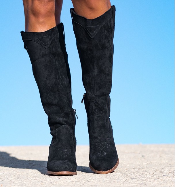 Black High Boots Cavel