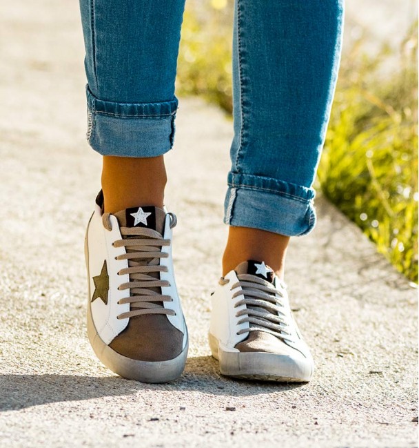 Lebron Taupe Sneakers