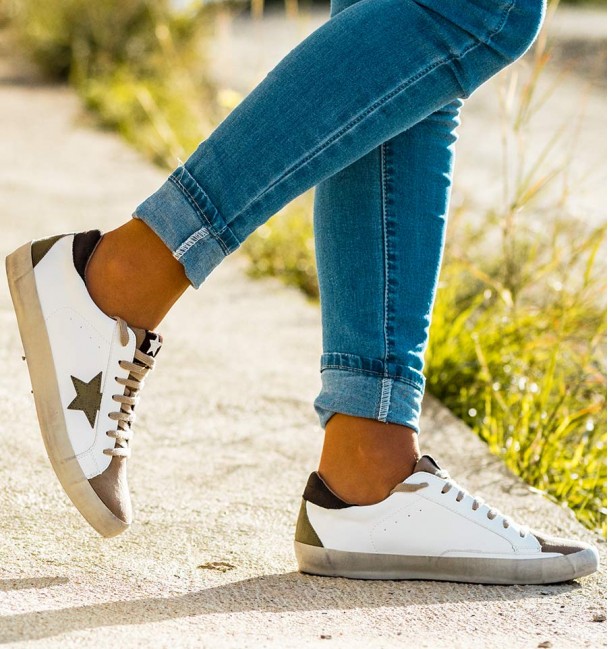 Lebron Taupe Boho Sneakers