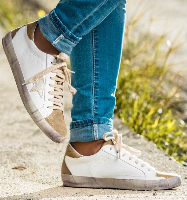 Lebron Gold Woman Sneakers